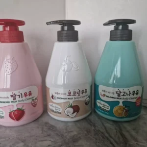 Kwailnara Korean Milk
  Body Cleanser Mix ( Coconut, Dalgona & Strawberry) 560g