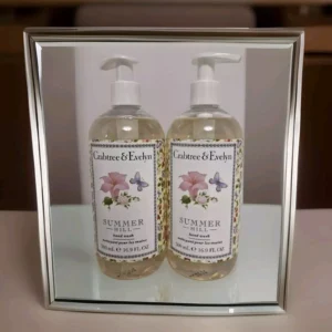 CRABTREE & EVELYN
  Summer Hill Hand Wash 500ml. Perfect Gift Idea ( 2 Bottles)