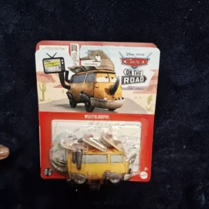 Disney Cars on the Road
  Westfalanapus HKY44 action figure